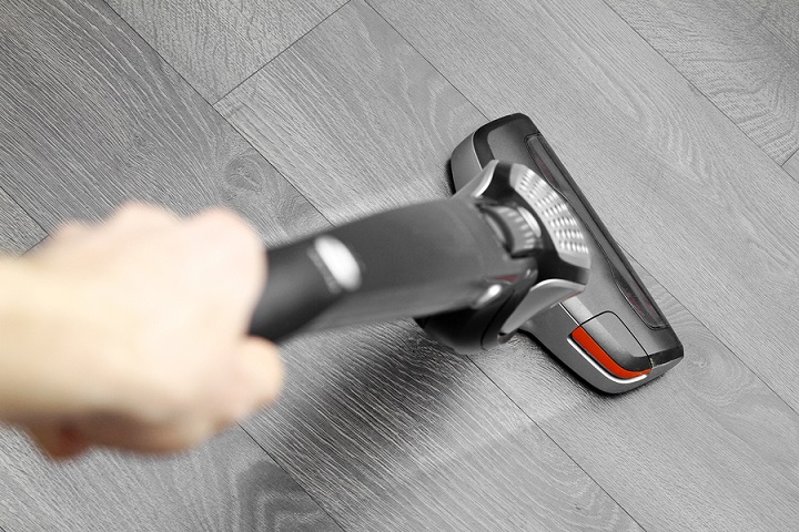 Best-Cordless-and-Rechargeable-Vacuum